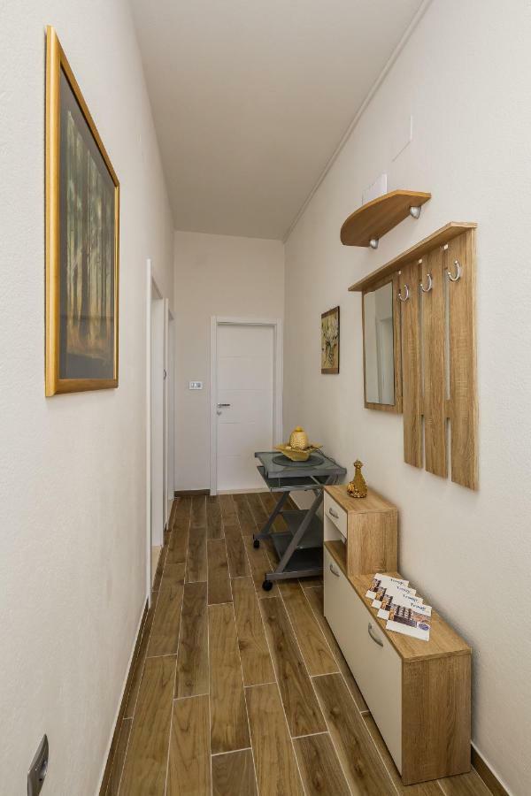 Apartments Josip Trogir Buitenkant foto